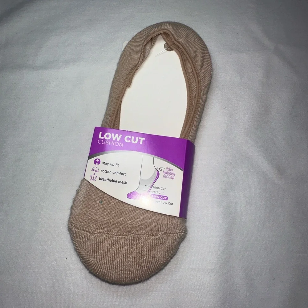 Peds Nude No Show Socks 2 Pair Cushion Gel Grip Extended Womens Shoe Size 8-12
